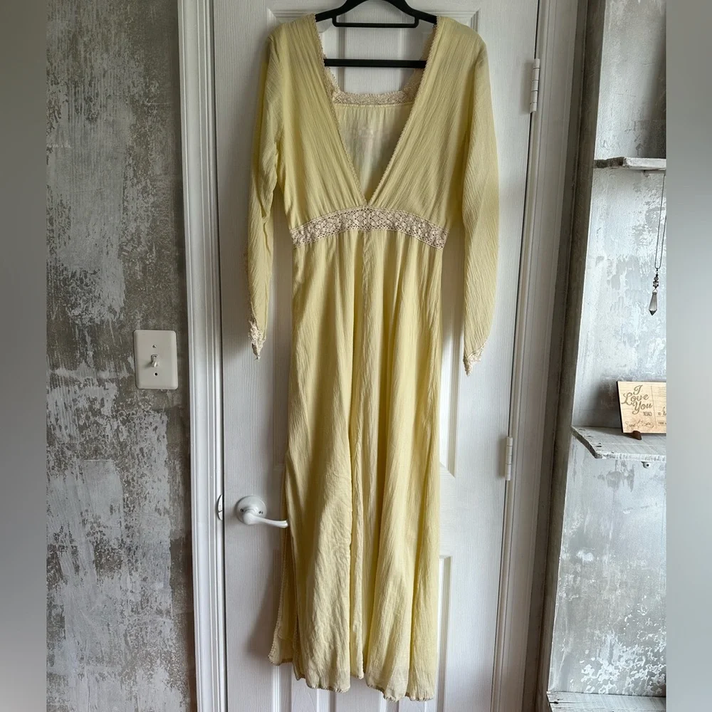CU Amelia Dress - Picture 6 of 8